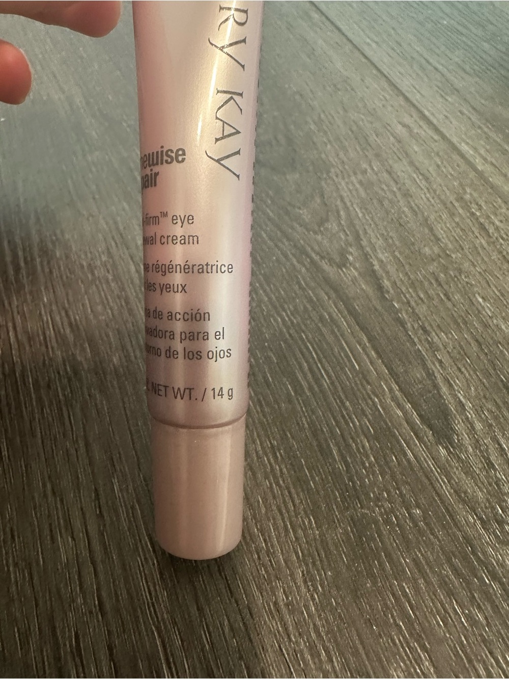 Mary Kay TimeWise Repair Volu-Firm Eye Renewal Cream - Pink,NWOB - Picture 3 of 4